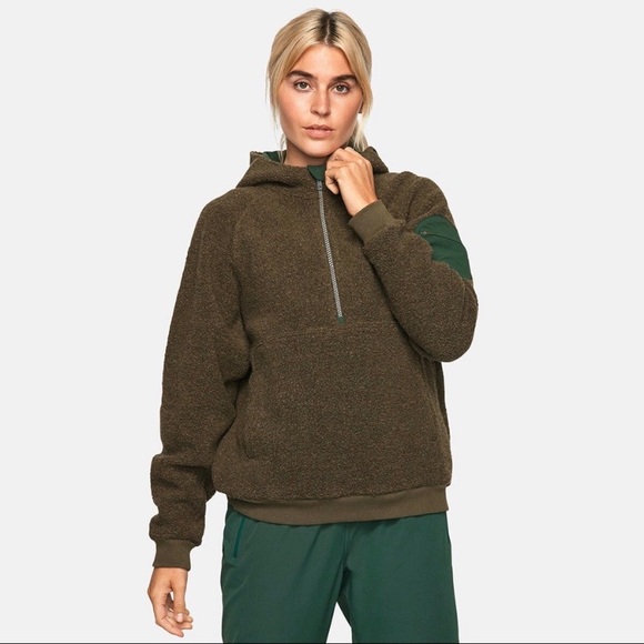 Outdoor Voices Sweaters - Outdoor Voices MegaFleece, Sz S